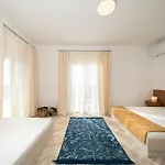Golden Hour Villa Βίλα Νέα Σκιώνη