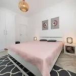 Golden Hour Villa Βίλα Νέα Σκιώνη