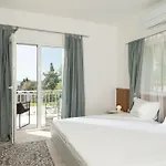 Βίλα Golden Hour Villa Νέα Σκιώνη